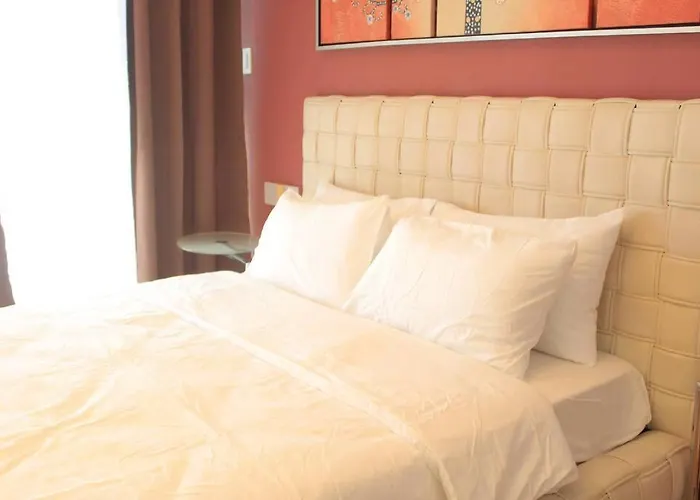 A2J Bgc Luxury 1Br Suite Near Burgos Circle & Mall